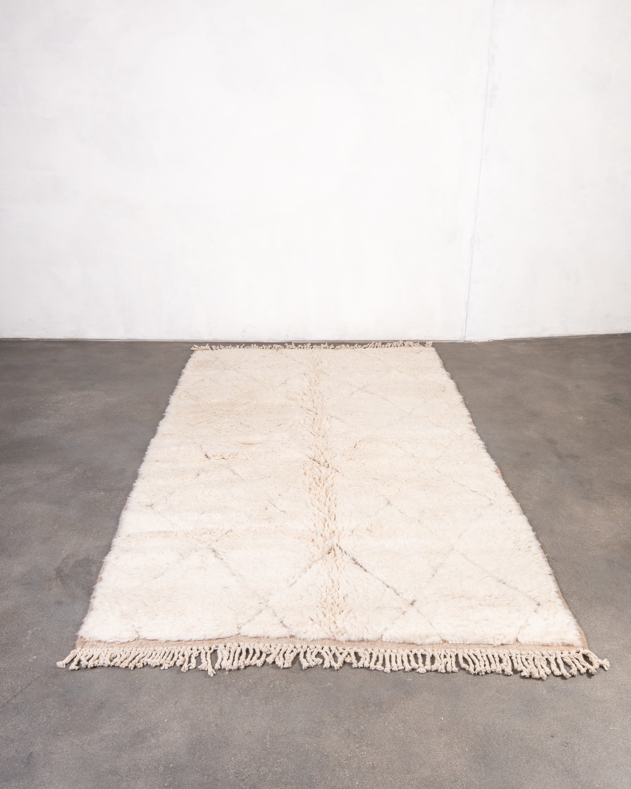 Modern designer handcrafted Berber rug from morocco Beniourain with beautiful colors and patterns